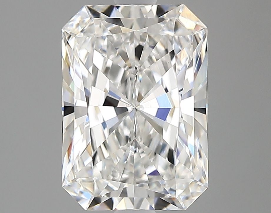 IGI Radiant 2.1ct E VVS2 - Loose Lab Diamond: IGI Radiant 2.1ct E VVS2 - Loose Lab Diamond Item Specifics: Source: This Is A Real Diamond Grown In A Lab Not Mined. Carat: 2.1 Cut: - Color: E Clarity: VVS2 Polish: EX Symmetry: EX Measurements:
