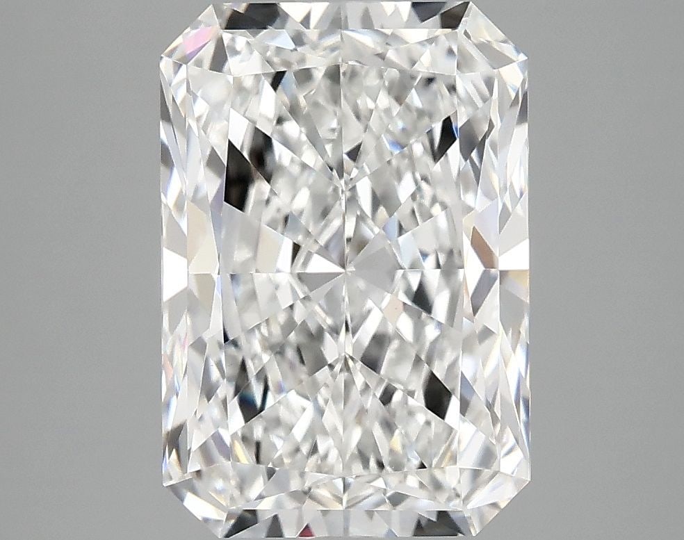 IGI Radiant 3.98ct E VVS2 - Loose Lab Diamond: IGI Radiant 3.98ct E VVS2 - Loose Lab Diamond Item Specifics: Source: This Is A Real Diamond Grown In A Lab Not Mined. Carat: 3.98 Cut: - Color: E Clarity: VVS2 Polish: EX Symmetry: EX Measurements: 1