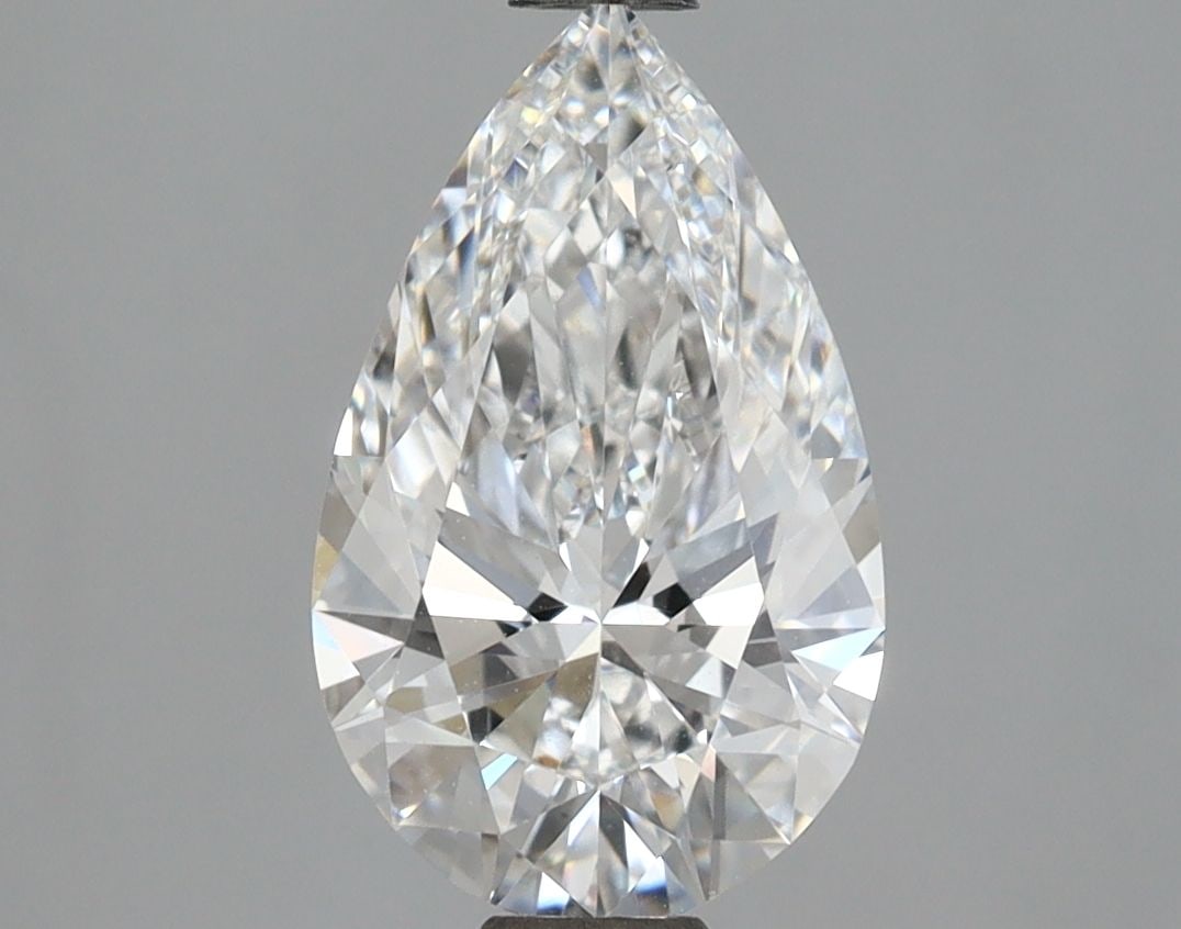 IGI Pear 2.09ct E VVS2 - Loose Lab Diamond: IGI Pear 2.09ct E VVS2 - Loose Lab Diamond Item Specifics: Source: This Is A Real Diamond Grown In A Lab Not Mined. Carat: 2.09 Cut: - Color: E Clarity: VVS2 Polish: EX Symmetry: EX Measurements: 11.6