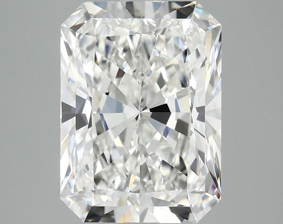 IGI Radiant 3.95ct E VVS2 - Loose Lab Diamond: IGI Radiant 3.95ct E VVS2 - Loose Lab Diamond Item Specifics: Source: This Is A Real Diamond Grown In A Lab Not Mined. Carat: 3.95 Cut: - Color: E Clarity: VVS2 Polish: EX Symmetry: EX Measurements: 1