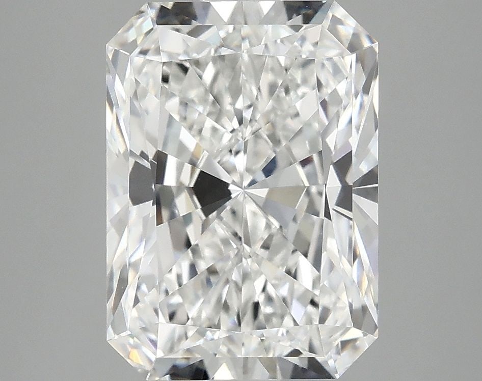 IGI Radiant 4.11ct E VVS2 - Loose Lab Diamond: IGI Radiant 4.11ct E VVS2 - Loose Lab Diamond Item Specifics: Source: This Is A Real Diamond Grown In A Lab Not Mined. Carat: 4.11 Cut: - Color: E Clarity: VVS2 Polish: EX Symmetry: EX Measurements: 1