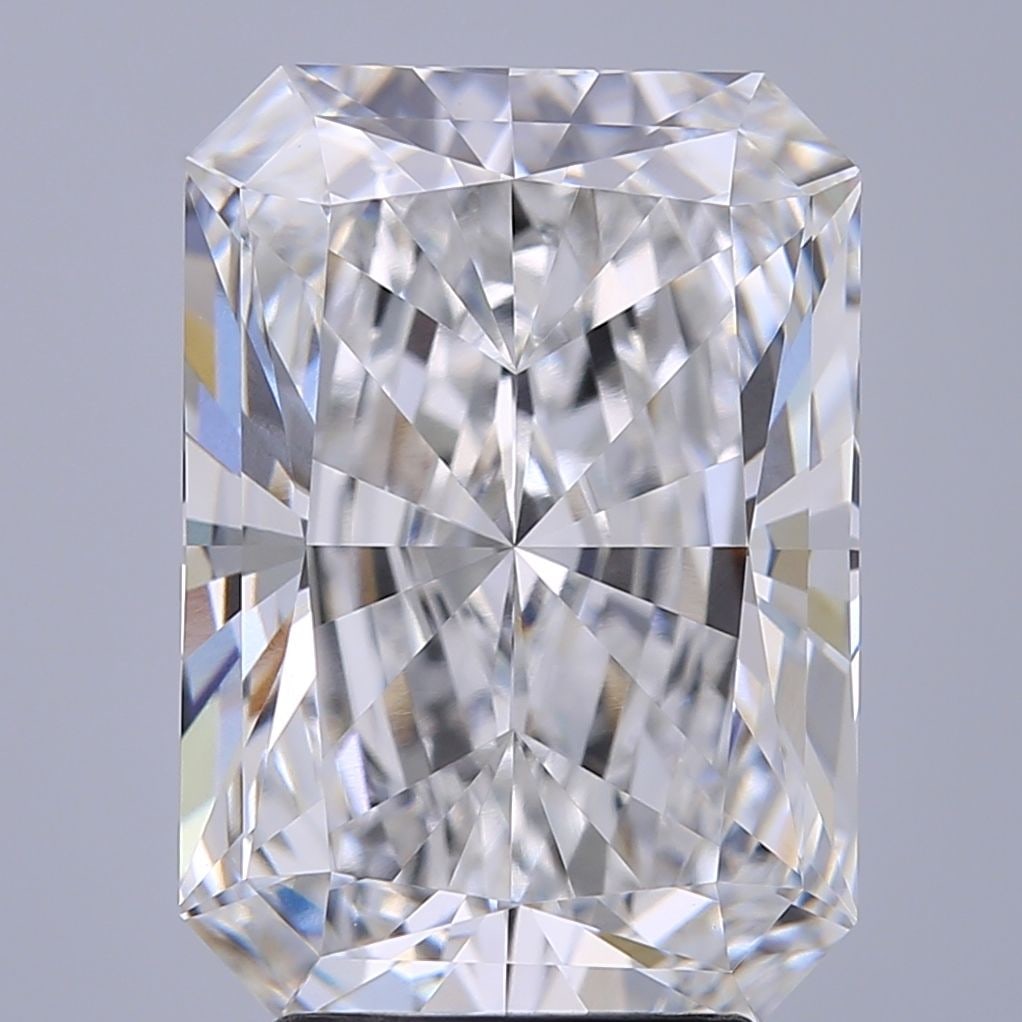 IGI Radiant 3.79ct D VVS2 - Loose Lab Diamond: IGI Radiant 3.79ct D VVS2 - Loose Lab Diamond Item Specifics: Source: This Is A Real Diamond Grown In A Lab Not Mined. Carat: 3.79 Cut: - Color: D Clarity: VVS2 Polish: EX Symmetry: EX Measurements:
