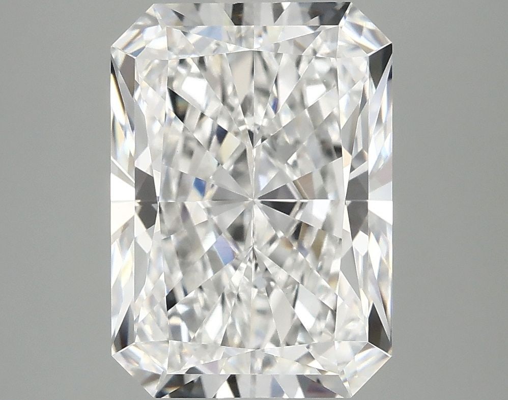 IGI Radiant 4.05ct E VVS2 - Loose Lab Diamond: IGI Radiant 4.05ct E VVS2 - Loose Lab Diamond Item Specifics: Source: This Is A Real Diamond Grown In A Lab Not Mined. Carat: 4.05 Cut: - Color: E Clarity: VVS2 Polish: EX Symmetry: EX Measurements: 1