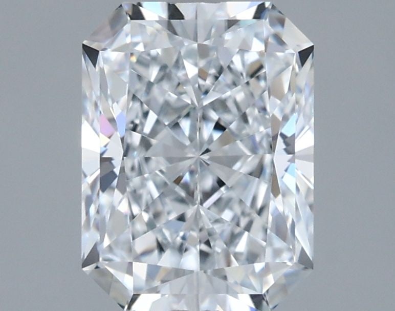 IGI Radiant 1.56ct E VVS1 - Loose Lab Diamond: IGI Radiant 1.56ct E VVS1 - Loose Lab Diamond Item Specifics: Source: This Is A Real Diamond Grown In A Lab Not Mined. Carat: 1.56 Cut: - Color: E Clarity: VVS1 Polish: EX Symmetry: EX Measurements: 7