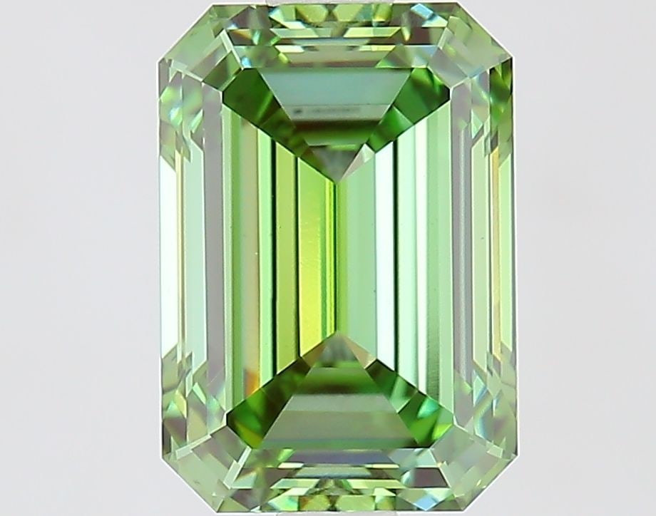 IGI Emerald 2.06ct Fancy Vivid Green VVS2 - Loose Lab Diamond: IGI Emerald 2.06ct Fancy Vivid Green VVS2 - Loose Lab Diamond Item Specifics: Source: This Is A Real Diamond Grown In A Lab Not Mined. Carat: 2.06 Cut: - Color: Fancy Vivid Green Clarity: VVS2 Polish: