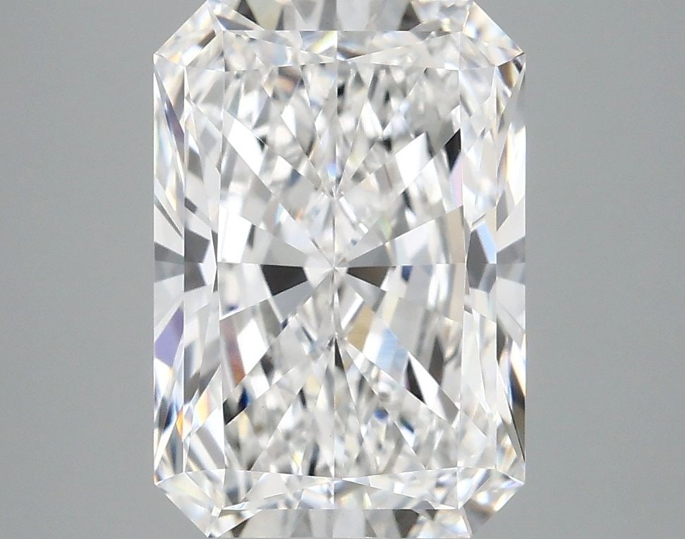 IGI Radiant 4.02ct E VVS2 - Loose Lab Diamond: IGI Radiant 4.02ct E VVS2 - Loose Lab Diamond Item Specifics: Source: This Is A Real Diamond Grown In A Lab Not Mined. Carat: 4.02 Cut: - Color: E Clarity: VVS2 Polish: EX Symmetry: EX Measurements: 1