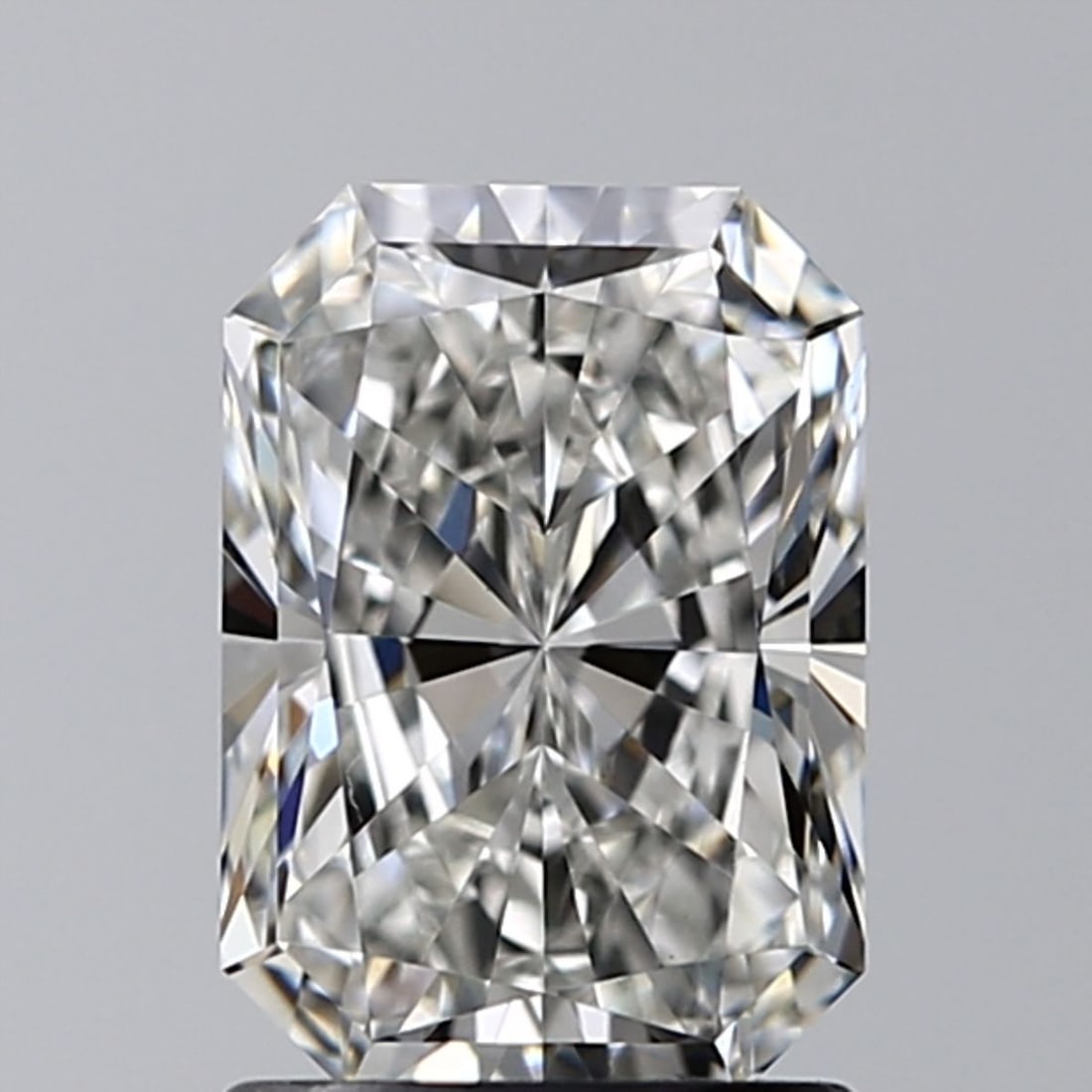 GIA Radiant 1.51ct G VVS2 - Loose Lab Diamond: GIA Radiant 1.51ct G VVS2 - Loose Lab Diamond Item Specifics: Source: This Is A Real Diamond Grown In A Lab Not Mined. Carat: 1.51 Cut: - Color: G Clarity: VVS2 Polish: EX Symmetry: EX Measurements: 7