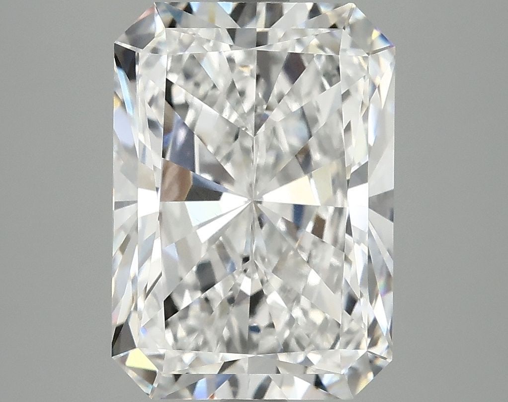 IGI Radiant 5.05ct E VVS2 - Loose Lab Diamond: IGI Radiant 5.05ct E VVS2 - Loose Lab Diamond Item Specifics: Source: This Is A Real Diamond Grown In A Lab Not Mined. Carat: 5.05 Cut: - Color: E Clarity: VVS2 Polish: EX Symmetry: EX Measurements: 1