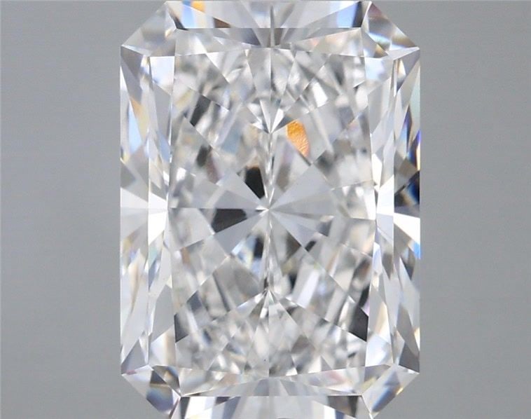 IGI Radiant 5.3ct E VVS2 - Loose Lab Diamond: IGI Radiant 5.3ct E VVS2 - Loose Lab Diamond Item Specifics: Source: This Is A Real Diamond Grown In A Lab Not Mined. Carat: 5.3 Cut: - Color: E Clarity: VVS2 Polish: EX Symmetry: EX Measurements: