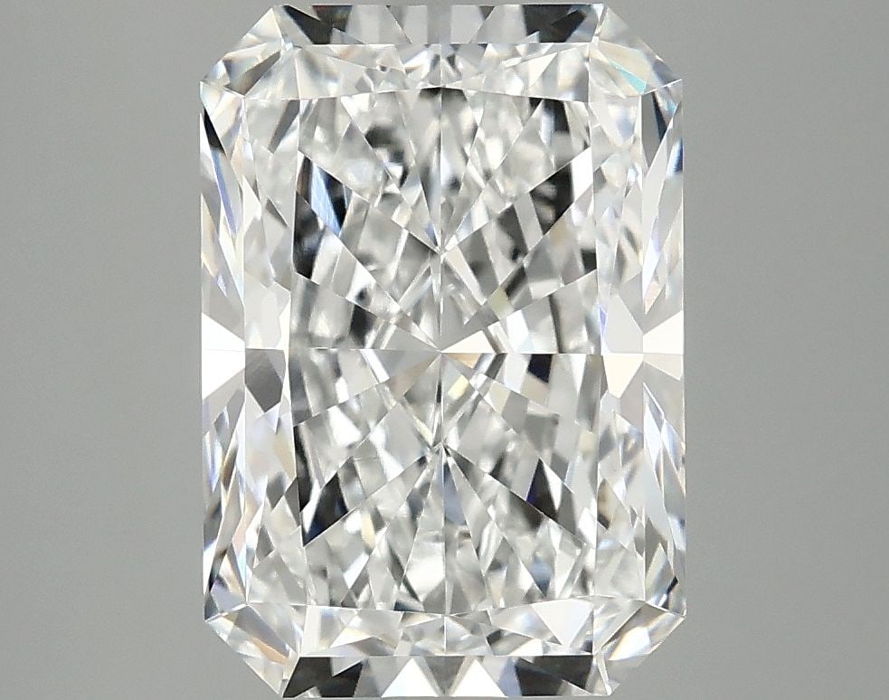 IGI Radiant 4.1ct E VVS2 - Loose Lab Diamond: IGI Radiant 4.1ct E VVS2 - Loose Lab Diamond Item Specifics: Source: This Is A Real Diamond Grown In A Lab Not Mined. Carat: 4.1 Cut: - Color: E Clarity: VVS2 Polish: EX Symmetry: EX Measurements: 11.