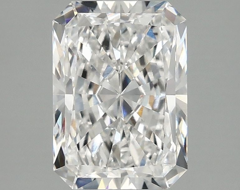 IGI Radiant 2.09ct E VVS2 - Loose Lab Diamond: IGI Radiant 2.09ct E VVS2 - Loose Lab Diamond Item Specifics: Source: This Is A Real Diamond Grown In A Lab Not Mined. Carat: 2.09 Cut: - Color: E Clarity: VVS2 Polish: EX Symmetry: EX Measurements: