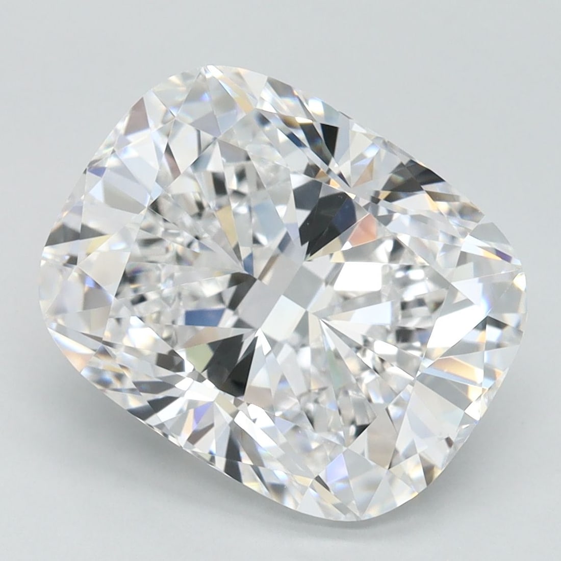 IGI Cushion Modified 4.29ct D IF - Loose Lab Diamond: IGI Cushion Modified 4.29ct D IF - Loose Lab Diamond Item Specifics: Source: This Is A Real Diamond Grown In A Lab Not Mined. Carat: 4.29 Cut: - Color: D Clarity: IF Polish: EX Symmetry: EX Measuremen