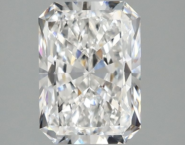 IGI Radiant 2.05ct E VVS2 - Loose Lab Diamond: IGI Radiant 2.05ct E VVS2 - Loose Lab Diamond Item Specifics: Source: This Is A Real Diamond Grown In A Lab Not Mined. Carat: 2.05 Cut: - Color: E Clarity: VVS2 Polish: EX Symmetry: EX Measurements: