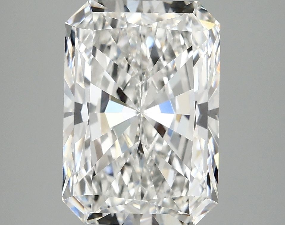 IGI Radiant 3.88ct E VVS2 - Loose Lab Diamond: IGI Radiant 3.88ct E VVS2 - Loose Lab Diamond Item Specifics: Source: This Is A Real Diamond Grown In A Lab Not Mined. Carat: 3.88 Cut: - Color: E Clarity: VVS2 Polish: EX Symmetry: EX Measurements: 1