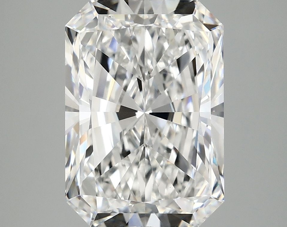 IGI Radiant 4.08ct E VVS2 - Loose Lab Diamond: IGI Radiant 4.08ct E VVS2 - Loose Lab Diamond Item Specifics: Source: This Is A Real Diamond Grown In A Lab Not Mined. Carat: 4.08 Cut: - Color: E Clarity: VVS2 Polish: EX Symmetry: EX Measurements: 1