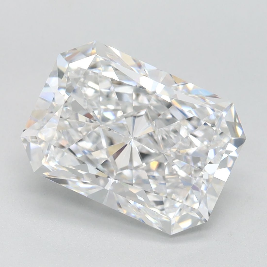 IGI Radiant 3.03ct D FL - Loose Lab Diamond: IGI Radiant 3.03ct D FL - Loose Lab Diamond Item Specifics: Source: This Is A Real Diamond Grown In A Lab Not Mined. Carat: 3.03 Cut: - Color: D Clarity: FL Polish: EX Symmetry: EX Measurements: