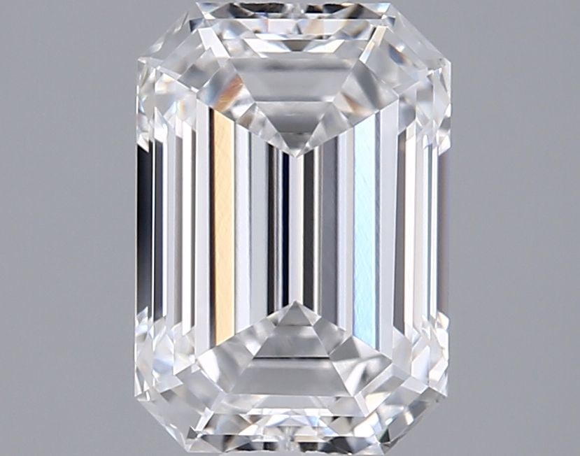 IGI Emerald 1.5ct E VVS1 - Loose Lab Diamond: IGI Emerald 1.5ct E VVS1 - Loose Lab Diamond Item Specifics: Source: This Is A Real Diamond Grown In A Lab Not Mined. Carat: 1.5 Cut: - Color: E Clarity: VVS1 Polish: EX Symmetry: EX Measurements: 7.7
