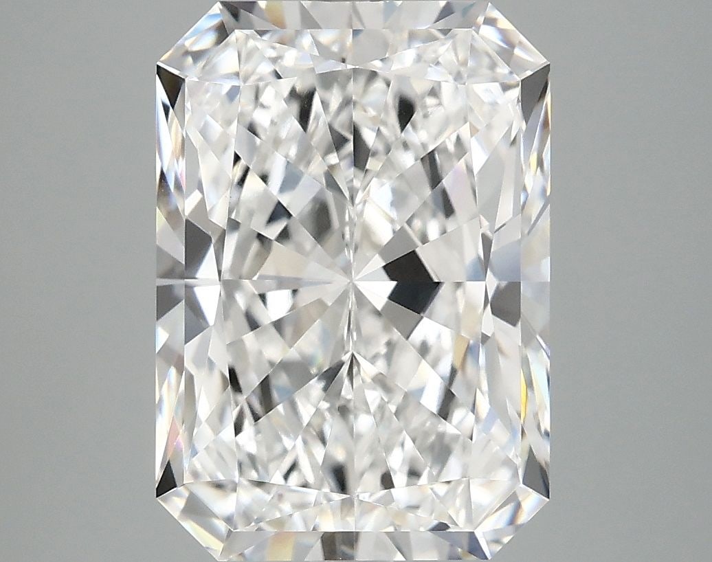 IGI Radiant 4.92ct D VVS2 - Loose Lab Diamond: IGI Radiant 4.92ct D VVS2 - Loose Lab Diamond Item Specifics: Source: This Is A Real Diamond Grown In A Lab Not Mined. Carat: 4.92 Cut: - Color: D Clarity: VVS2 Polish: EX Symmetry: EX Measurements: 1