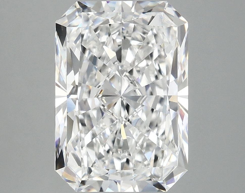 IGI Radiant 4.05ct E VVS2 - Loose Lab Diamond: IGI Radiant 4.05ct E VVS2 - Loose Lab Diamond Item Specifics: Source: This Is A Real Diamond Grown In A Lab Not Mined. Carat: 4.05 Cut: - Color: E Clarity: VVS2 Polish: EX Symmetry: EX Measurements: 1