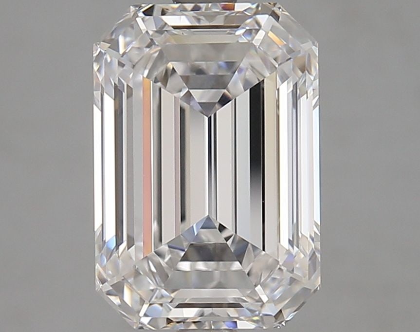 GIA Emerald 4.01ct E VVS1 - Loose Lab Diamond: GIA Emerald 4.01ct E VVS1 - Loose Lab Diamond Item Specifics: Source: This Is A Real Diamond Grown In A Lab Not Mined. Carat: 4.01 Cut: - Color: E Clarity: VVS1 Polish: EX Symmetry: EX Measurements: 1