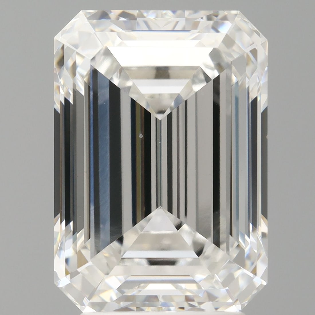 IGI Emerald 4.09ct E VVS1 - Loose Lab Diamond: IGI Emerald 4.09ct E VVS1 - Loose Lab Diamond Item Specifics: Source: This Is A Real Diamond Grown In A Lab Not Mined. Carat: 4.09 Cut: - Color: E Clarity: VVS1 Polish: EX Symmetry: EX Measurements: 1