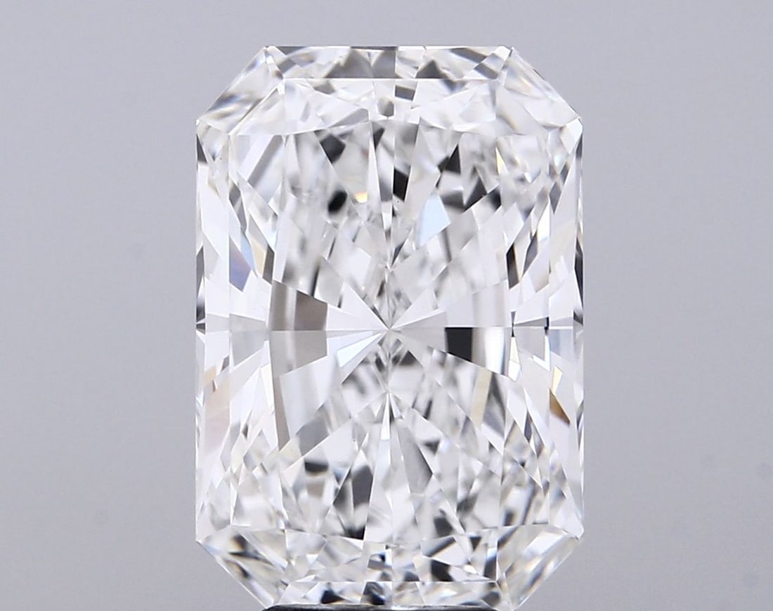 IGI Radiant 6.09ct E VVS2 - Loose Lab Diamond: IGI Radiant 6.09ct E VVS2 - Loose Lab Diamond Item Specifics: Source: This Is A Real Diamond Grown In A Lab Not Mined. Carat: 6.09 Cut: - Color: E Clarity: VVS2 Polish: EX Symmetry: EX Measurements: 1