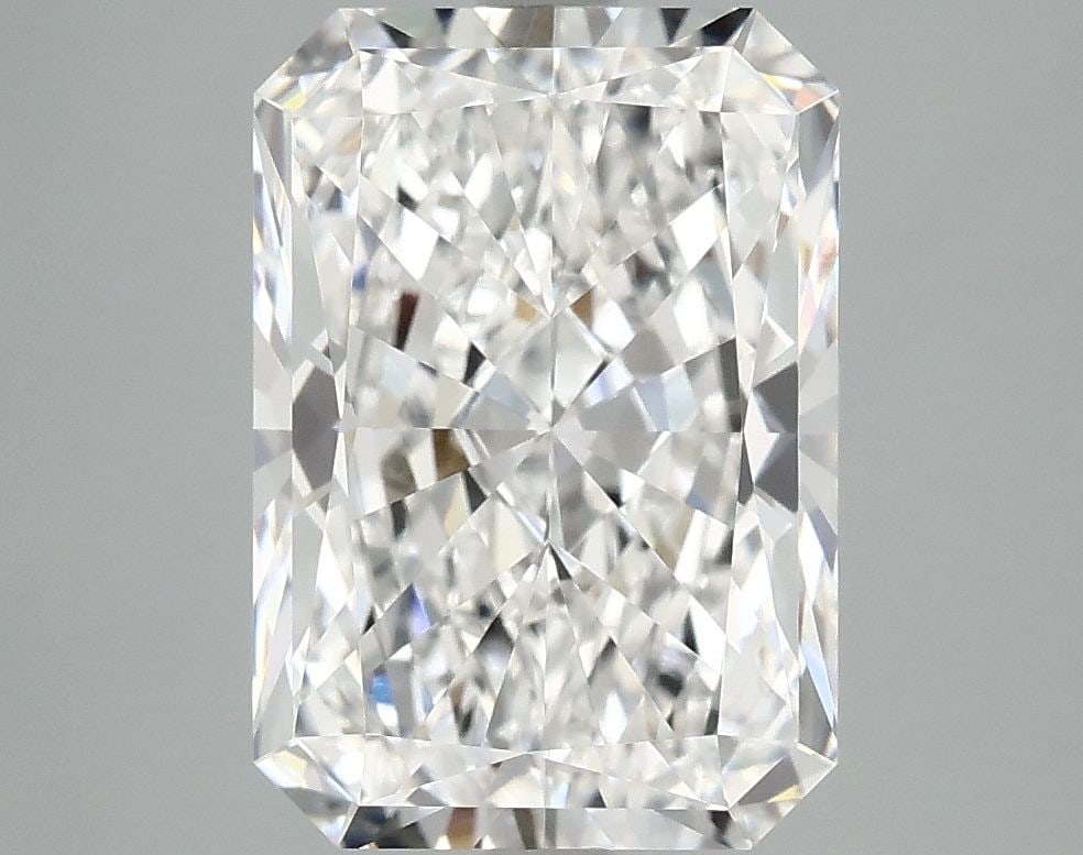 IGI Radiant 4.19ct D VVS2 - Loose Lab Diamond: IGI Radiant 4.19ct D VVS2 - Loose Lab Diamond Item Specifics: Source: This Is A Real Diamond Grown In A Lab Not Mined. Carat: 4.19 Cut: - Color: D Clarity: VVS2 Polish: EX Symmetry: EX Measurements: