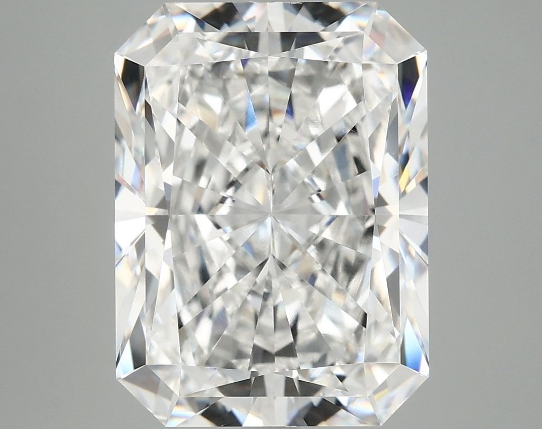 IGI Radiant 6.94ct E VVS2 - Loose Lab Diamond: IGI Radiant 6.94ct E VVS2 - Loose Lab Diamond Item Specifics: Source: This Is A Real Diamond Grown In A Lab Not Mined. Carat: 6.94 Cut: - Color: E Clarity: VVS2 Polish: EX Symmetry: EX Measurements: