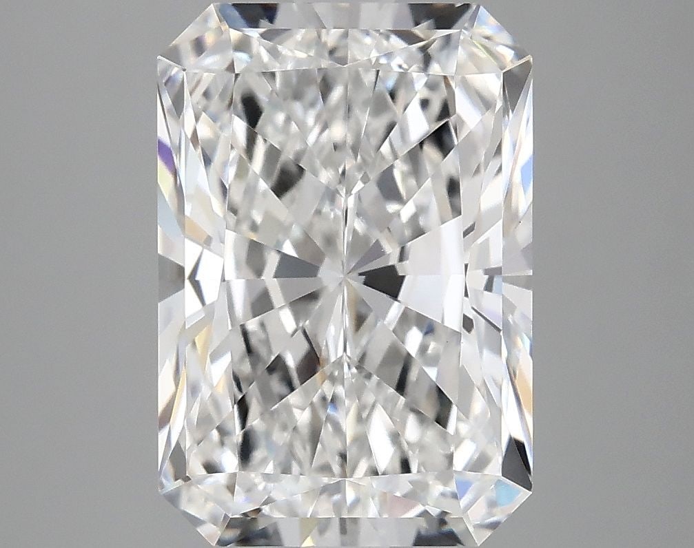 IGI Radiant 4.03ct E VVS2 - Loose Lab Diamond: IGI Radiant 4.03ct E VVS2 - Loose Lab Diamond Item Specifics: Source: This Is A Real Diamond Grown In A Lab Not Mined. Carat: 4.03 Cut: - Color: E Clarity: VVS2 Polish: EX Symmetry: EX Measurements: 1