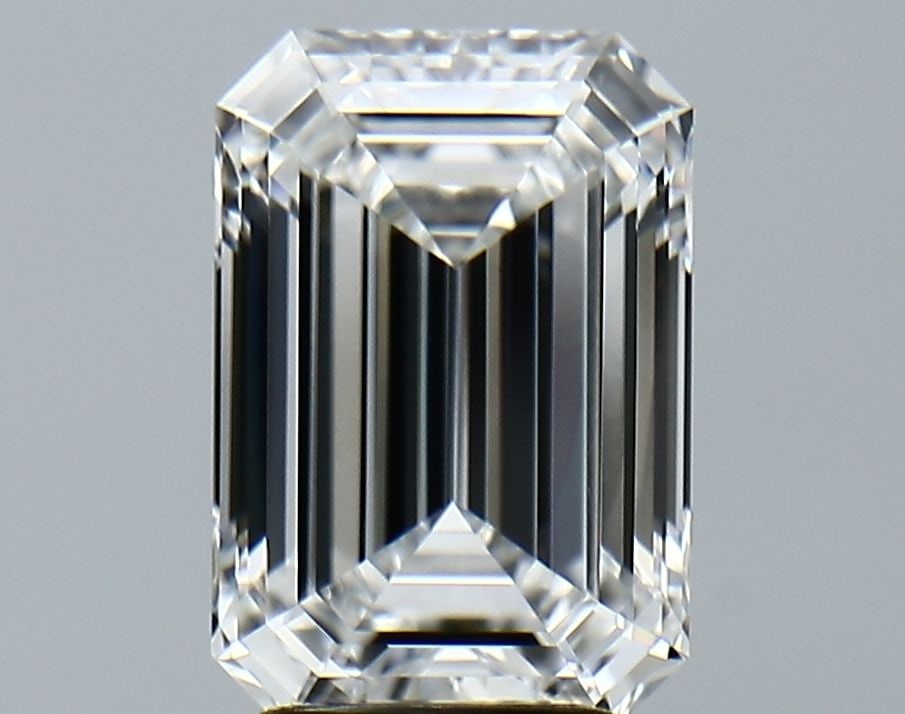 IGI Emerald 3.17ct E VVS2 - Loose Lab Diamond: IGI Emerald 3.17ct E VVS2 - Loose Lab Diamond Item Specifics: Source: This Is A Real Diamond Grown In A Lab Not Mined. Carat: 3.17 Cut: - Color: E Clarity: VVS2 Polish: EX Symmetry: EX Measurements: 1