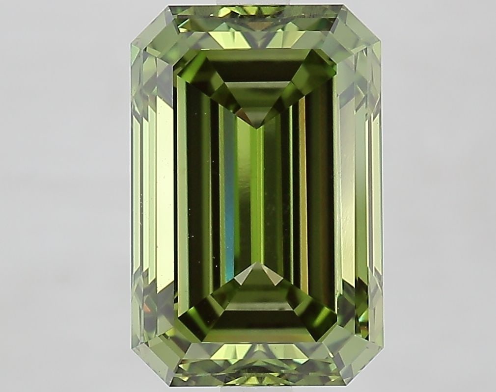 IGI Emerald 4.71ct Fancy Vivid Green VVS2 - Loose Lab Diamond: IGI Emerald 4.71ct Fancy Vivid Green VVS2 - Loose Lab Diamond Item Specifics: Source: This Is A Real Diamond Grown In A Lab Not Mined. Carat: 4.71 Cut: - Color: Fancy Vivid Green Clarity: VVS2 Polish: