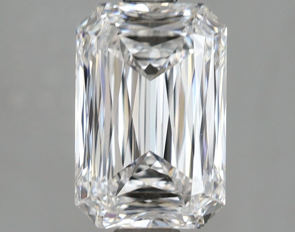 IGI Radiant 2.32ct D VVS2 - Loose Lab Diamond: IGI Radiant 2.32ct D VVS2 - Loose Lab Diamond Item Specifics: Source: This Is A Real Diamond Grown In A Lab Not Mined. Carat: 2.32 Cut: - Color: D Clarity: VVS2 Polish: EX Symmetry: EX Measurements: