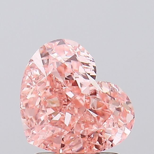 IGI Heart 1.82ct Fancy Vivid Pink VVS2 - Loose Lab Diamond: IGI Heart 1.82ct Fancy Vivid Pink VVS2 - Loose Lab Diamond Item Specifics: Source: This Is A Real Diamond Grown In A Lab Not Mined. Carat: 1.82 Cut: - Color: Fancy Vivid Pink Clarity: VVS2 Polish: EX
