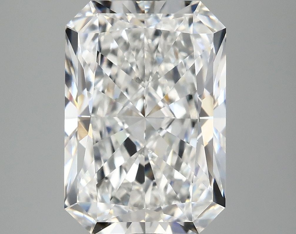 IGI Radiant 4.02ct E VVS2 - Loose Lab Diamond: IGI Radiant 4.02ct E VVS2 - Loose Lab Diamond Item Specifics: Source: This Is A Real Diamond Grown In A Lab Not Mined. Carat: 4.02 Cut: - Color: E Clarity: VVS2 Polish: EX Symmetry: EX Measurements: 1