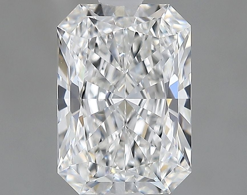 IGI Radiant 1.65ct E VVS2 - Loose Lab Diamond: IGI Radiant 1.65ct E VVS2 - Loose Lab Diamond Item Specifics: Source: This Is A Real Diamond Grown In A Lab Not Mined. Carat: 1.65 Cut: - Color: E Clarity: VVS2 Polish: EX Symmetry: EX Measurements: 8