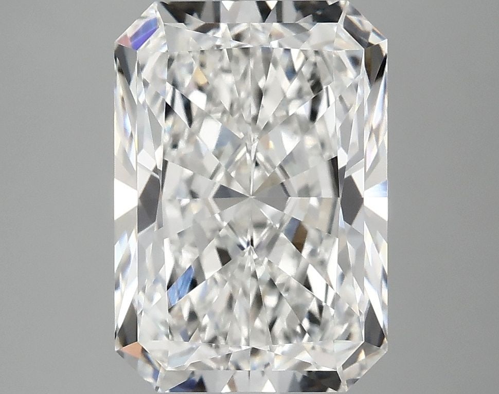 IGI Radiant 4.18ct E VVS2 - Loose Lab Diamond: IGI Radiant 4.18ct E VVS2 - Loose Lab Diamond Item Specifics: Source: This Is A Real Diamond Grown In A Lab Not Mined. Carat: 4.18 Cut: - Color: E Clarity: VVS2 Polish: EX Symmetry: EX Measurements: 1