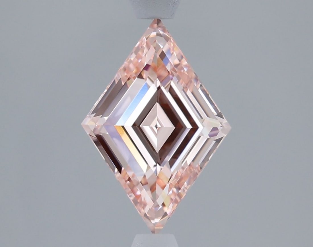 IGI Lozenge 2.01ct Fancy Intense Pink VVS2 - Loose Lab Diamond: IGI Lozenge 2.01ct Fancy Intense Pink VVS2 - Loose Lab Diamond Item Specifics: Source: This Is A Real Diamond Grown In A Lab Not Mined. Carat: 2.01 Cut: - Color: Fancy Intense Pink Clarity: VVS2 Polis