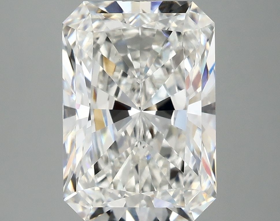 IGI Radiant 3.94ct E VVS2 - Loose Lab Diamond: IGI Radiant 3.94ct E VVS2 - Loose Lab Diamond Item Specifics: Source: This Is A Real Diamond Grown In A Lab Not Mined. Carat: 3.94 Cut: - Color: E Clarity: VVS2 Polish: EX Symmetry: EX Measurements: 1