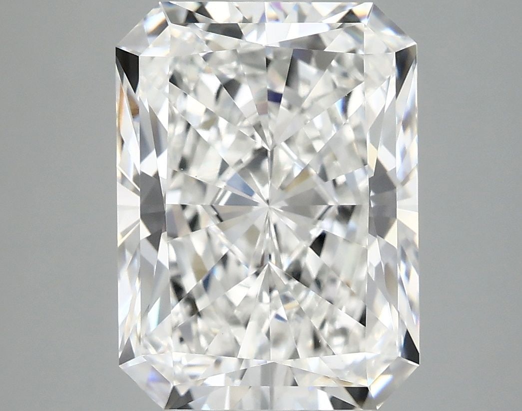 IGI Radiant 5.02ct E VVS2 - Loose Lab Diamond: IGI Radiant 5.02ct E VVS2 - Loose Lab Diamond Item Specifics: Source: This Is A Real Diamond Grown In A Lab Not Mined. Carat: 5.02 Cut: - Color: E Clarity: VVS2 Polish: EX Symmetry: EX Measurements: 1