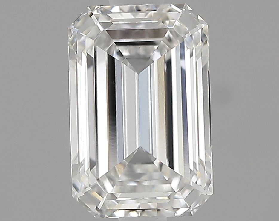 IGI Emerald 1.35ct E VVS2 - Loose Lab Diamond: IGI Emerald 1.35ct E VVS2 - Loose Lab Diamond Item Specifics: Source: This Is A Real Diamond Grown In A Lab Not Mined. Carat: 1.35 Cut: - Color: E Clarity: VVS2 Polish: EX Symmetry: EX Measurements: 7