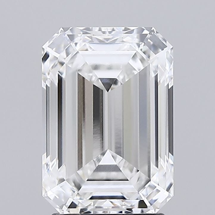 GIA Emerald 2.56ct E VVS2 - Loose Lab Diamond: GIA Emerald 2.56ct E VVS2 - Loose Lab Diamond Item Specifics: Source: This Is A Real Diamond Grown In A Lab Not Mined. Carat: 2.56 Cut: - Color: E Clarity: VVS2 Polish: EX Symmetry: EX Measurements: 9