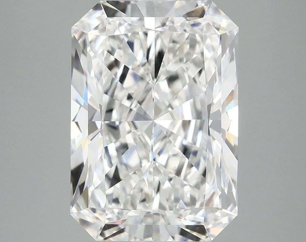 IGI Radiant 4.66ct E VVS2 - Loose Lab Diamond: IGI Radiant 4.66ct E VVS2 - Loose Lab Diamond Item Specifics: Source: This Is A Real Diamond Grown In A Lab Not Mined. Carat: 4.66 Cut: - Color: E Clarity: VVS2 Polish: EX Symmetry: EX Measurements: 1