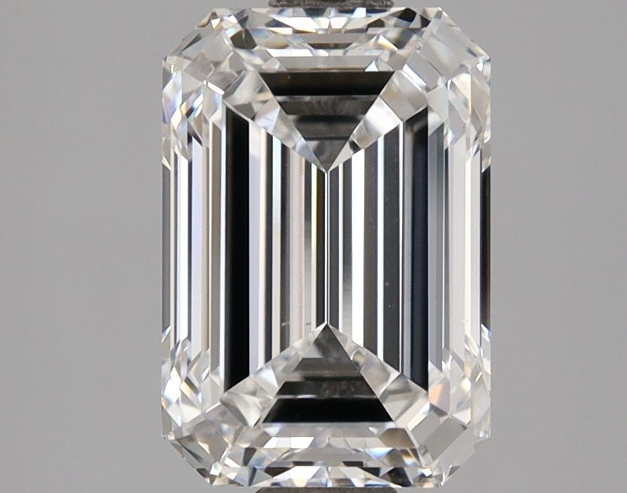 IGI Emerald 2.58ct E VVS2 - Loose Lab Diamond: IGI Emerald 2.58ct E VVS2 - Loose Lab Diamond Item Specifics: Source: This Is A Real Diamond Grown In A Lab Not Mined. Carat: 2.58 Cut: - Color: E Clarity: VVS2 Polish: EX Symmetry: EX Measurements: 9