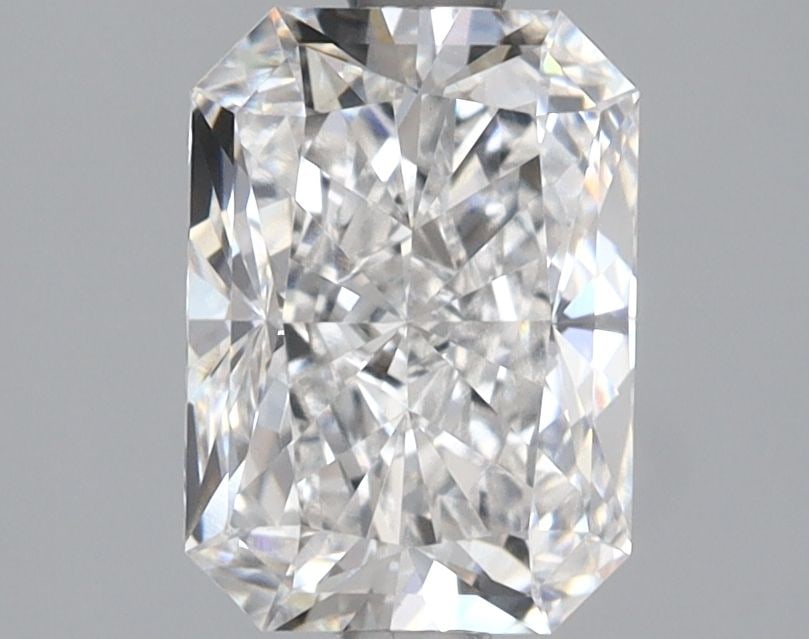 IGI Radiant 1.91ct D VVS2 - Loose Lab Diamond: IGI Radiant 1.91ct D VVS2 - Loose Lab Diamond Item Specifics: Source: This Is A Real Diamond Grown In A Lab Not Mined. Carat: 1.91 Cut: - Color: D Clarity: VVS2 Polish: EX Symmetry: EX Measurements: 8