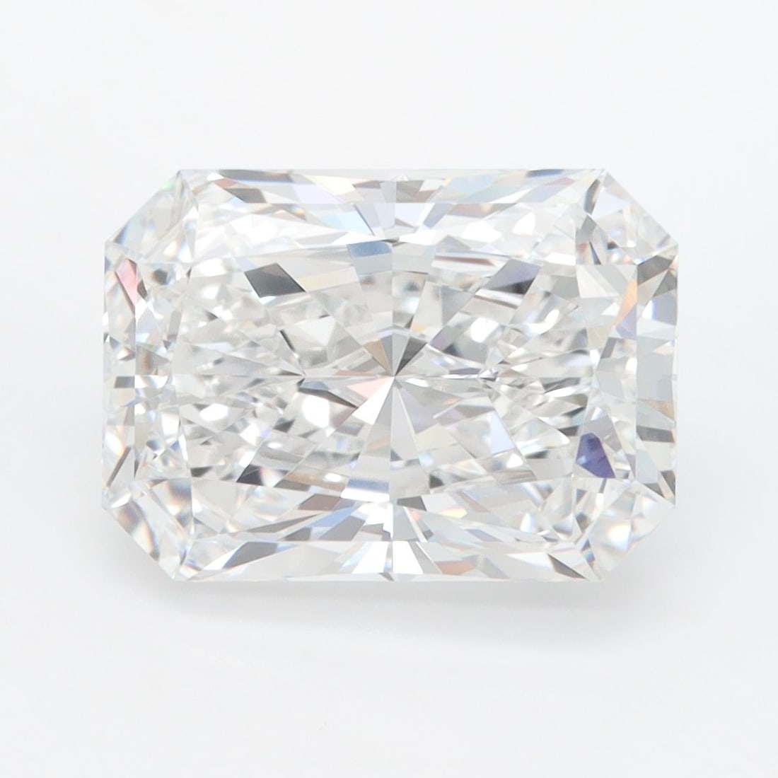 GIA Radiant 4.27ct E VVS1 - Loose Lab Diamond: GIA Radiant 4.27ct E VVS1 - Loose Lab Diamond Item Specifics: Source: This Is A Real Diamond Grown In A Lab Not Mined. Carat: 4.27 Cut: - Color: E Clarity: VVS1 Polish: EX Symmetry: EX Measurements: 1
