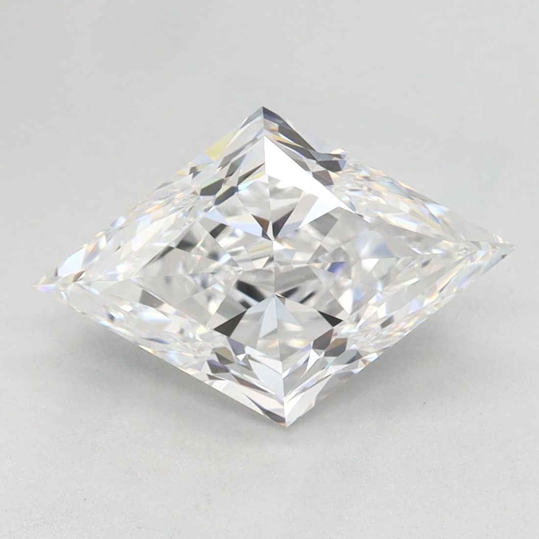 IGI Lozenge 2.18ct D VVS1 - Loose Lab Diamond: IGI Lozenge 2.18ct D VVS1 - Loose Lab Diamond Item Specifics: Source: This Is A Real Diamond Grown In A Lab Not Mined. Carat: 2.18 Cut: - Color: D Clarity: VVS1 Polish: EX Symmetry: EX Measurements: 1