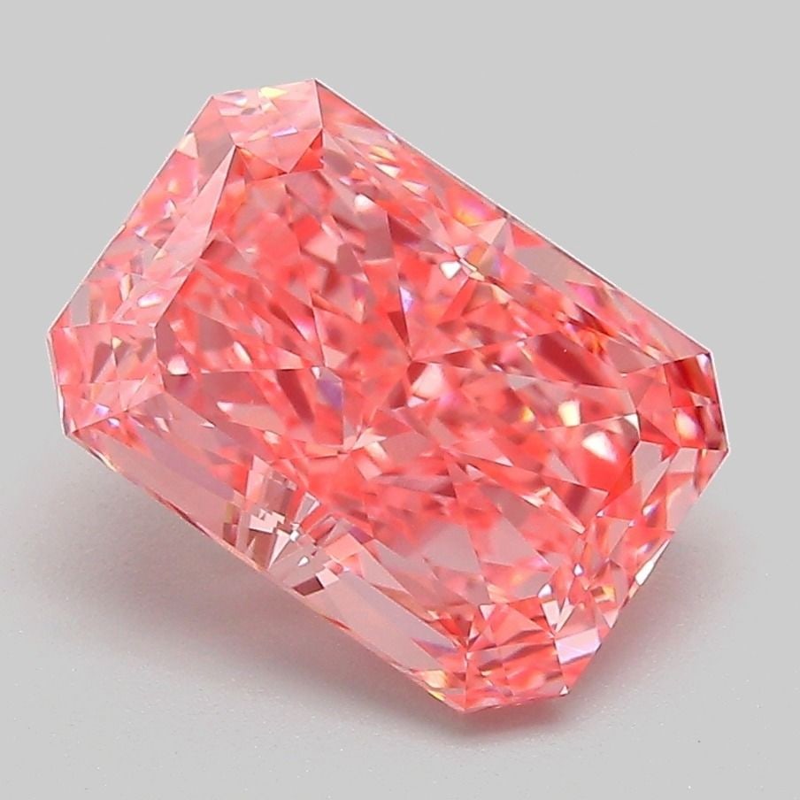 IGI Radiant 3.04ct Fancy Vivid Pink VVS2 - Loose Lab Diamond: IGI Radiant 3.04ct Fancy Vivid Pink VVS2 - Loose Lab Diamond Item Specifics: Source: This Is A Real Diamond Grown In A Lab Not Mined. Carat: 3.04 Cut: - Color: Fancy Vivid Pink Clarity: VVS2 Polish: E