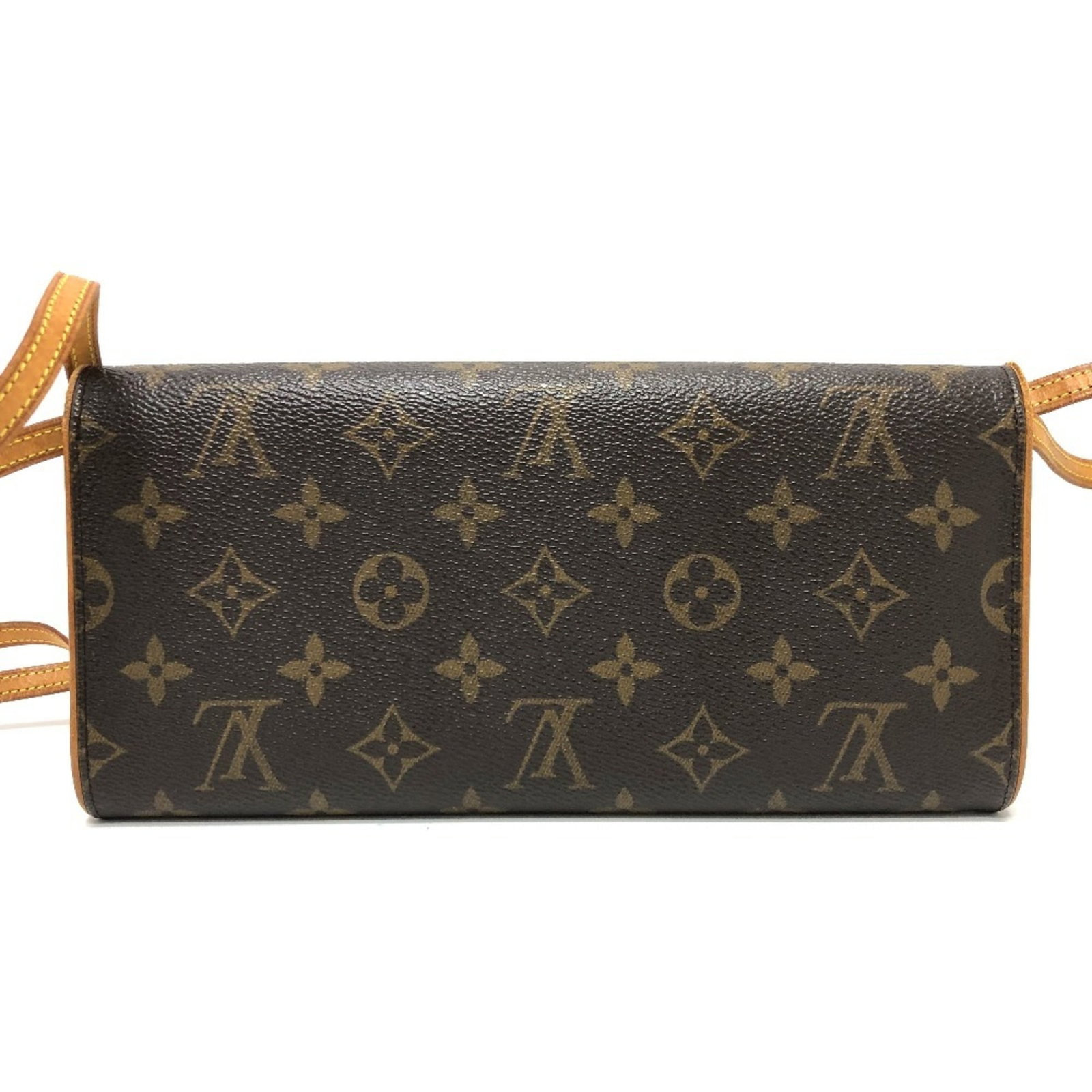 Shoulder Bag Monogram Pochette Louis Vuitton: Shoulder Bag Monogram Pochette Louis Vuitton Monogram Pochette in rich brown, adorned with a gold-toned magnetic closure, this Louis Vuitton shoulder bag boasts a classic design with a timeless