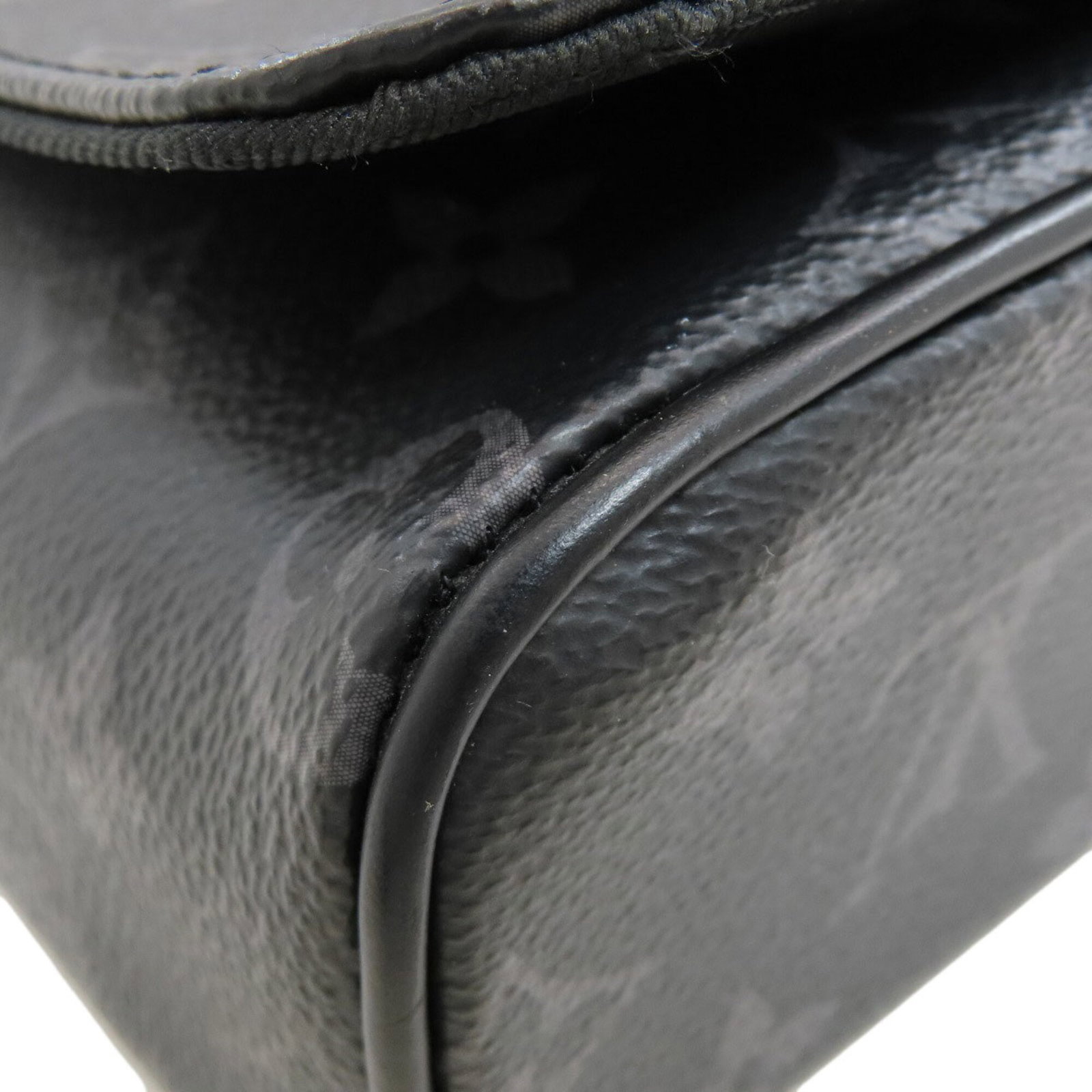 Monogram Eclipse Vuitton Bag Shoulder Louis - 15