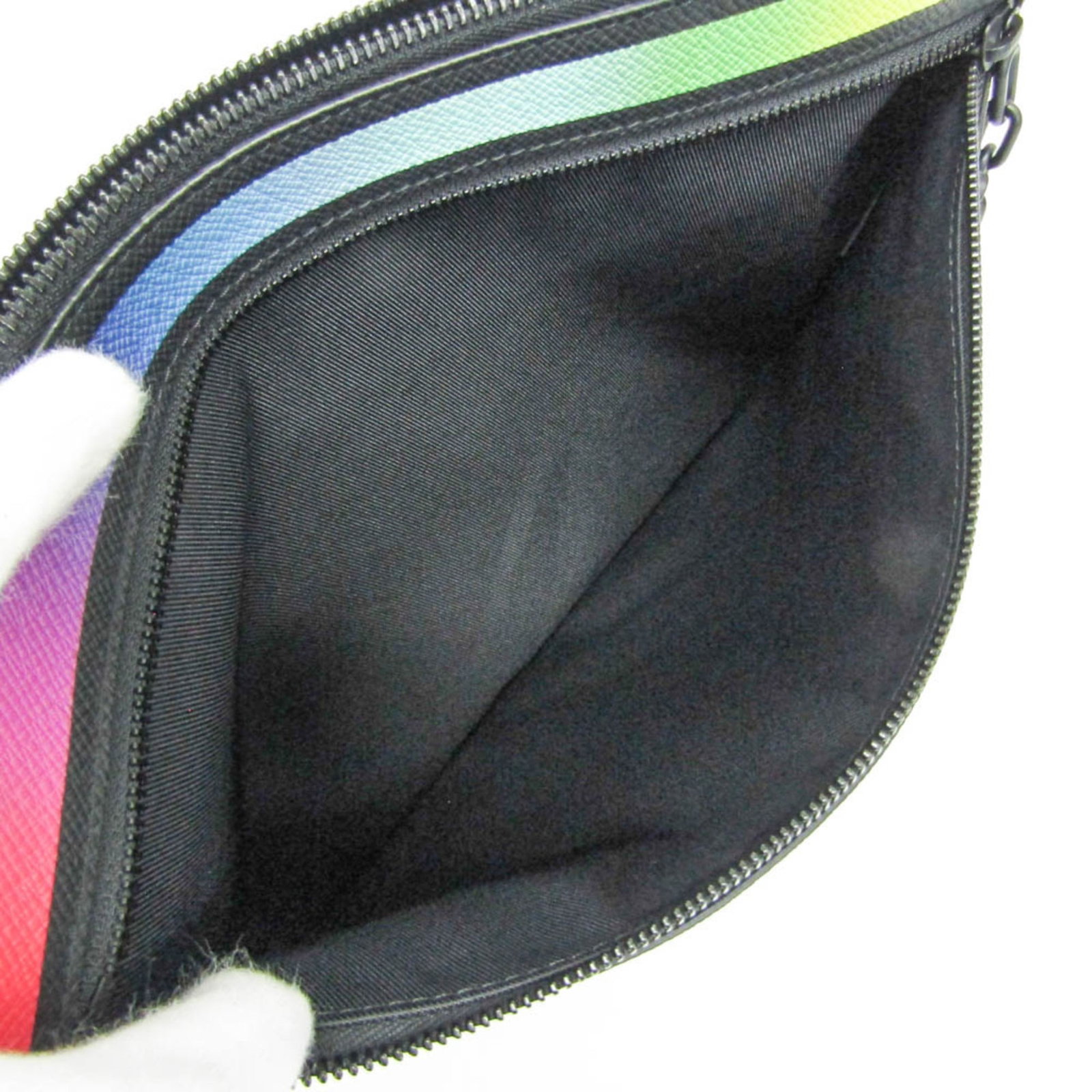 Vuitton Taiga Leather Clutch Bag - 11